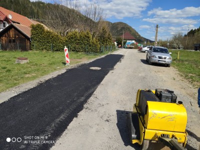 Asfaltovanie Záhradnej ul. - 1