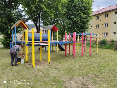 Rekonštrukcia detského ihriska na Hronskej ul. - 2